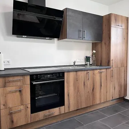 Modern Und Rustikal Mit Kamin Kohlert Апартаменты